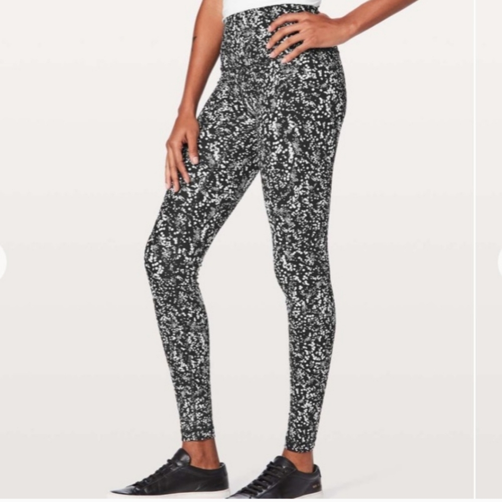 Lululemon Wunder Under Super Hi-Rise Tight